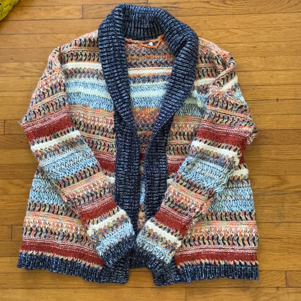 Cozy Anthropologie Cardigan!